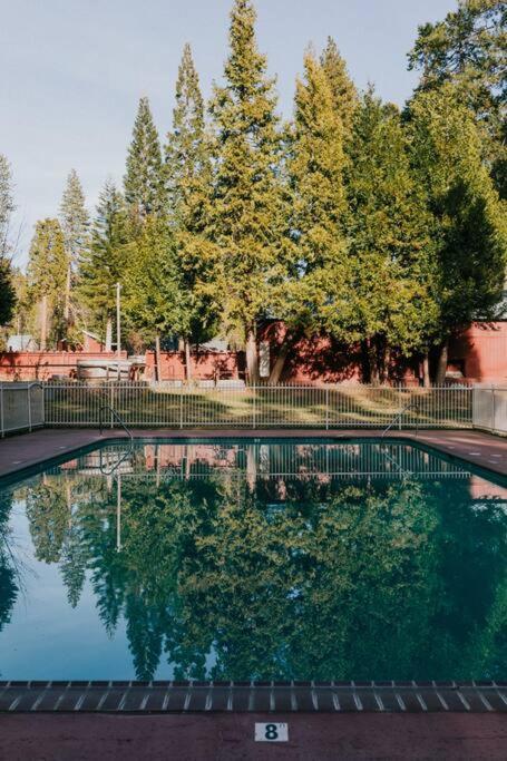 The Long Barn Lodge Exterior foto